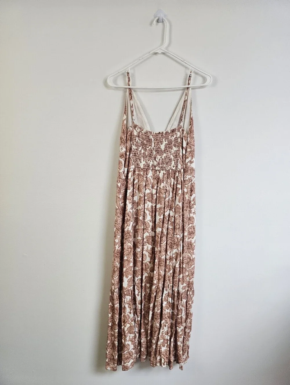 Abercrombie & Fitch Floral Spaghetti Strap Deep V-Neck Button Down Maxi Dress